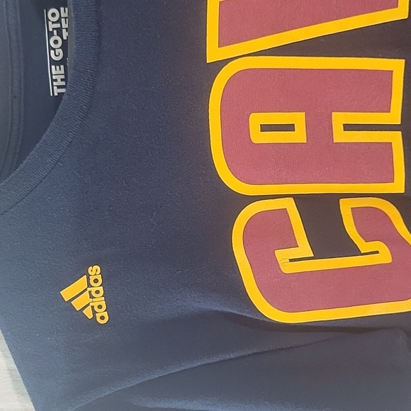 Men's/boys shirt. - Picture 2 of 4